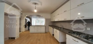 160 متر لوکیشن تاپ اختیاریه