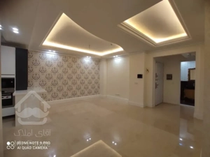 فروش 102 متر پاسداران