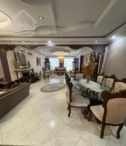 ۲۰۷ متر 3 خواب/تاپ لوکیشن منطقه 5/تکواحدی/کاشانی