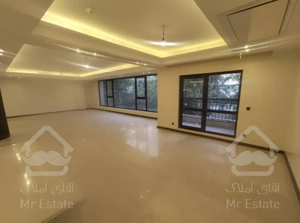 210 متر هروی طبقه ششم بدون مشرف