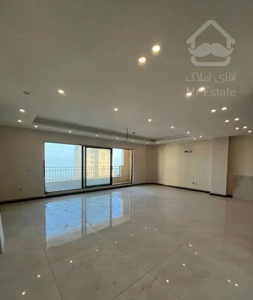 آپارتمان ساحلی ۱۳۵ متر خ آزادی باویودریا سنددار