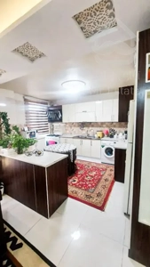 ۱۸ماهه،سالن پرده خور،محله دنج و سرسبز