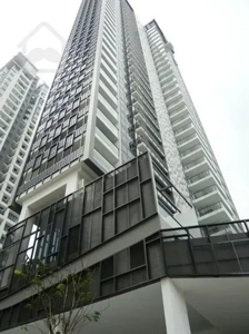 فروش برج آپارتمان مسکونی خیره کننده دریاچه