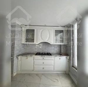 50 متر / لوکیشن پاسداران