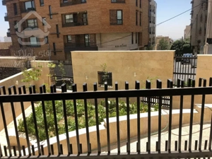 74 متر فروش اختیاریه