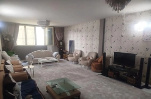 آپارتمان ۱۰۰متری دو خواب طبقه دوم