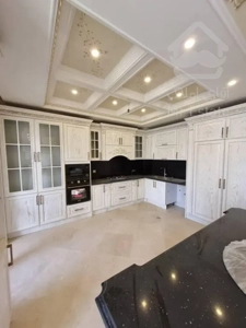 فروش اپارتمان 180 متری زعفرانیه