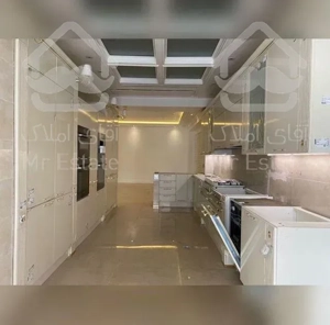 فروش 200 متری دروس