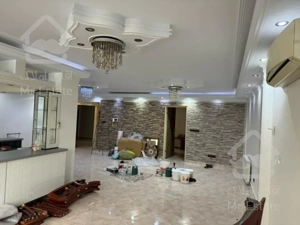 ۱۲۵متری حیاط دار