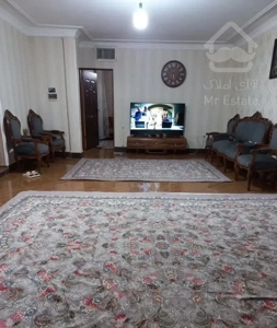اپارتمان ۱۰۰متری.خ ورزش