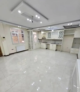 فروش آپارتمان ۷۵ متری ۲ خوابه در حسن‌آباد