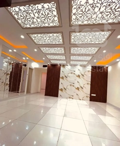 آپارتمان ۱۰۶ متری/ دو تراسه /با نگهبانی ۲۴ ساعته