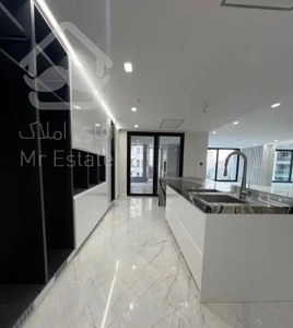 ۱۸۵متری/۳خواب/تک واحدی/۲پارکینگ سندی