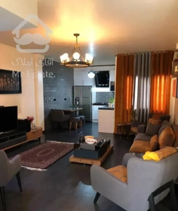 آپارتمانی خوش نقشه *سالن پرده خور/سرمایه گذاری