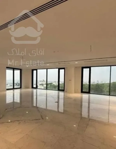 ۱۳۰ و ۱۱۴ و ۶۵ متر تهرانسر مالک اشتر پ۰ی۰ش فروش