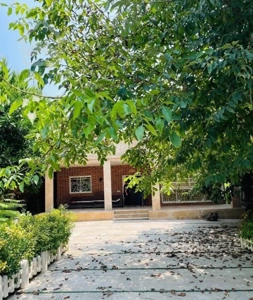 ویلاباغ۴۲۰متری خفن مشجرفقط پول زمینشو‌میدی