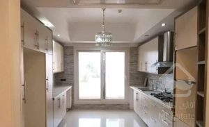 ۲۰۷متر نوساز ۲پارکینگ مشاعات فعال