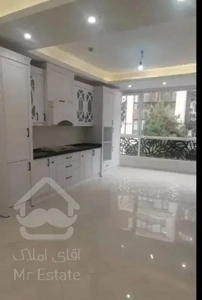 115مترکیلیدنخورده قابل تبدیل آلاله شرقی