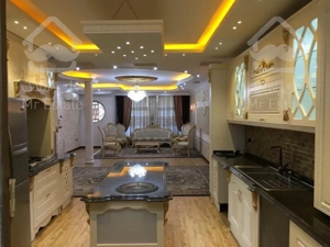 200متر ویلا* لوکس و مدرن* گذر خلوت و مشجر میدان المپیک