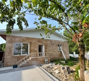 ویلای ۴۰۰ متری قیمت مناسب با سند تک برگ