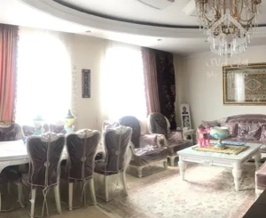 آپارتمان ١٠٢ متر ناهید