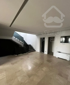 ویلادربست دوبلکس ۵ خواب ۷۸۵ متر