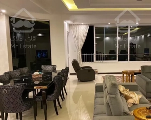 ۹۵ متر / سالن پرده خور / تاپ لوکیشن /کم واحد