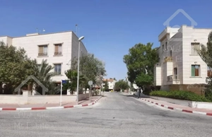 «رهن و اجاره ۱۳۰ متر، ۳ خوابه شیک، شهرک صدف»