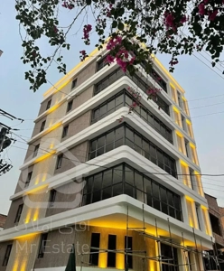 آپارتمان ۱۵۰ متر نوساز تکواحد هراز