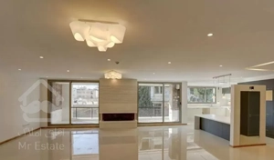 ۱۵۰ متری خوش نقشه / ۳ خوابه / کلید نخورده / طرشت