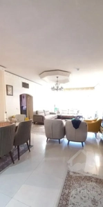 آپارتمان120متر/شیک وبروز/تاپ لوکیشن/خیابان بزرگمهر