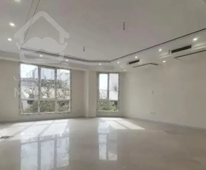 ۸۰ متر / فول امکانات/ بر آزادی