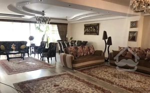 ۱۸۵متر ۳خ/ تک واحدی،۵۰متر حیاط /نمازی ها