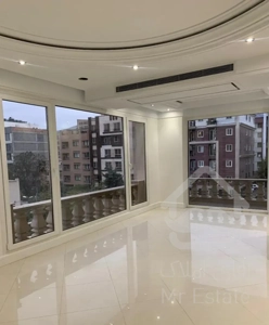 ونک  ۱۱۰ متر ۲ خواب ( نوساز )  لوکس