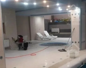 78 متر/فول امکانات/دارای استخر/بالای امام خمینی