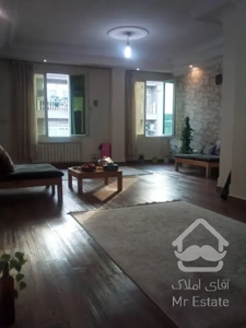 ۹۰ متر ۱۰ ساله پرده خور در بلوار فردوس