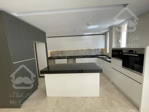 پاسداران 300 متر نوساز با متریال برند