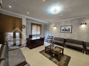 70متربلوارسرو* ساختمان پزشکان،لابی،لابیمن* تابلوخور