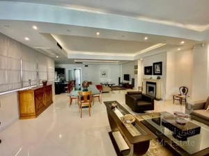 فروش اپارتمان 230 متری زعفرانیه