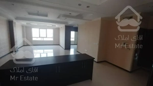 82 متر سند اداری بر پاسداران