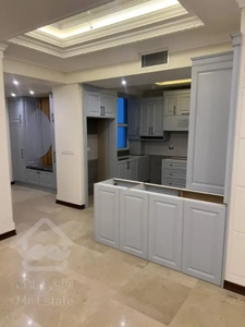 فروش 110 متری شهید عراقی