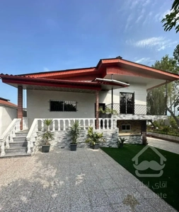 ویلا باغ سرسبز ۵۴۰متری واقع در جاده دریا