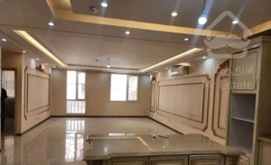 ۱۰۳ متر ۲ خواب سنددار/خوش نقشه/کنارBRT بین برق وضد