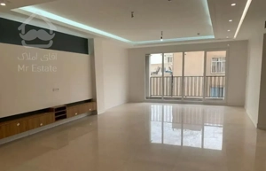 ۹۰‌متر دو خواب/فول/۴ساله/شهران/خطی رو به آفتاب