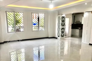 ۷۸متری/جهاد اکبر/تراورتن / آکواریوم