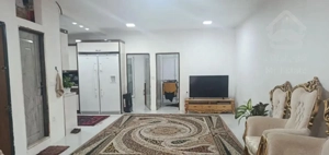 110متر همکف منزل آباد
