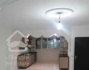 آپارتمان ۷۶ متری نزدیک به خیابان آزادی وآذربلیجان