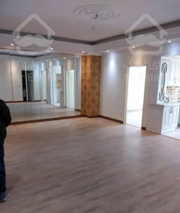 برج مجلل آریانا 86 متر کلید نخورده نوساز فول