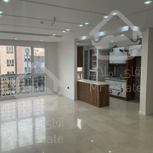 ۹۰ متر // ۲خواب // لوکیشن عالی