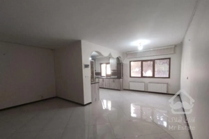 ۱۱۰ متر/دو خواب/سالن پرده خور/بلوار کمالی شرقی